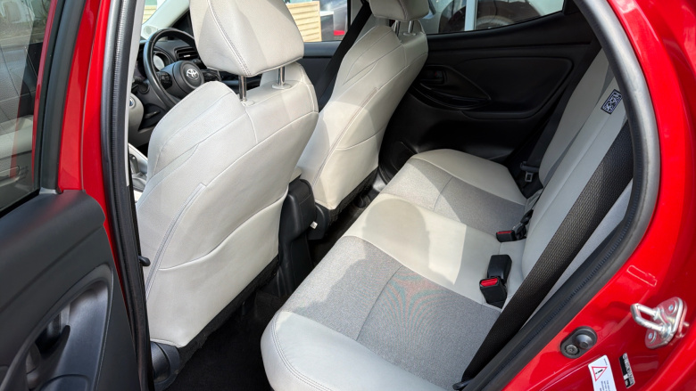 Toyota Yaris 1.5 Hybrid Excel 5dr CVT Hybrid Hatchback